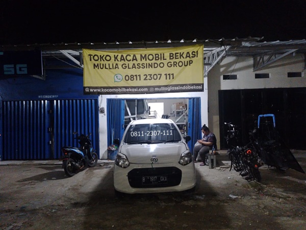 kca depan mobil ayla agya di bekasi cikarang