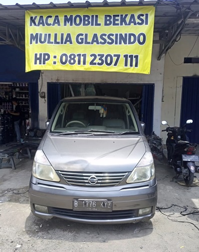 Kaca Mobil Depan Nissan Serena C24 Bekasi